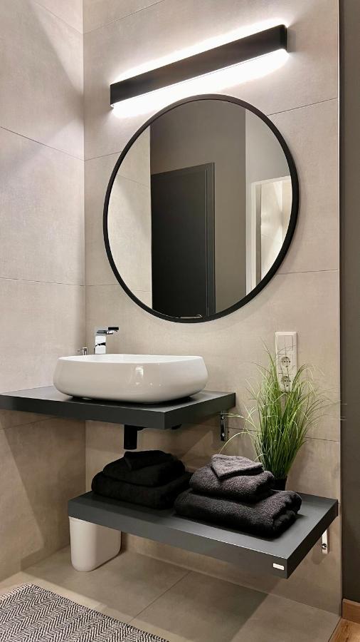 H-85 Suites Level 5/10 Koblenz  Luaran gambar